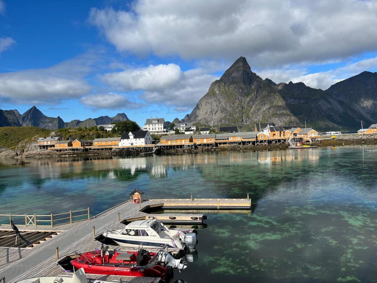 Lofoten Suite Apartments - Rostad Retro Rorbuer راين المظهر الخارجي الصورة